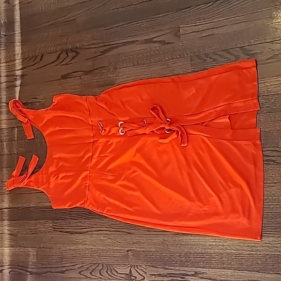 VENUS Dresses & Skirts - VENUS Vibrant orange grommet detail dress